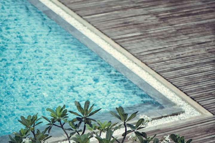 Pool 34 of 58