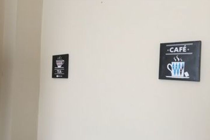 Room 11 of 21