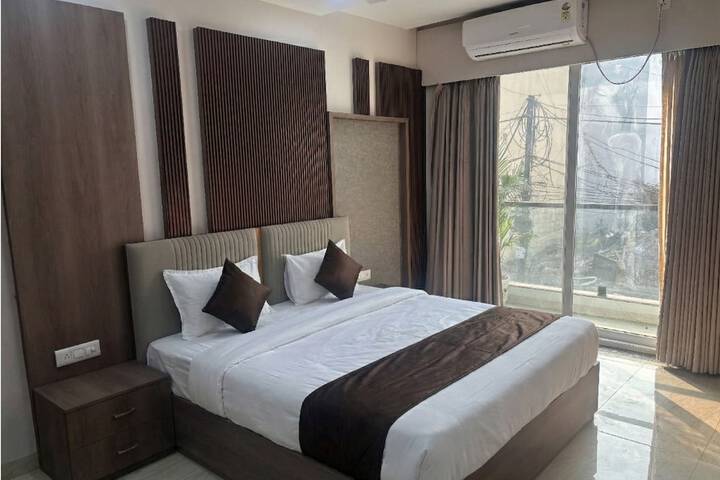 Room 22 of 42