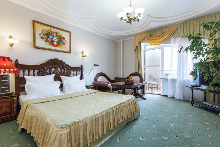 Room 15 of 81