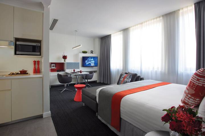Room 4 of 22