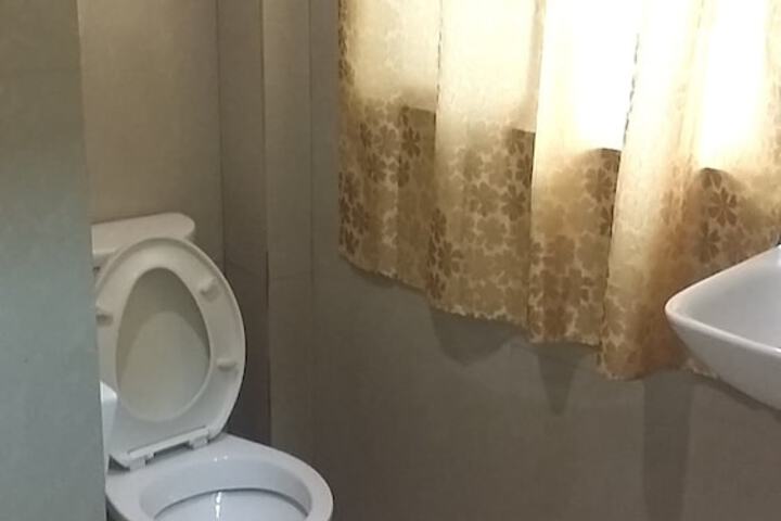 Room 37 of 38