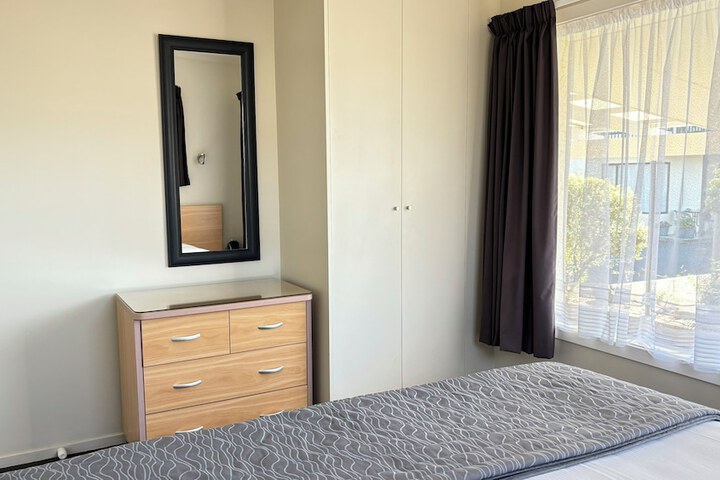Room 4 of 101