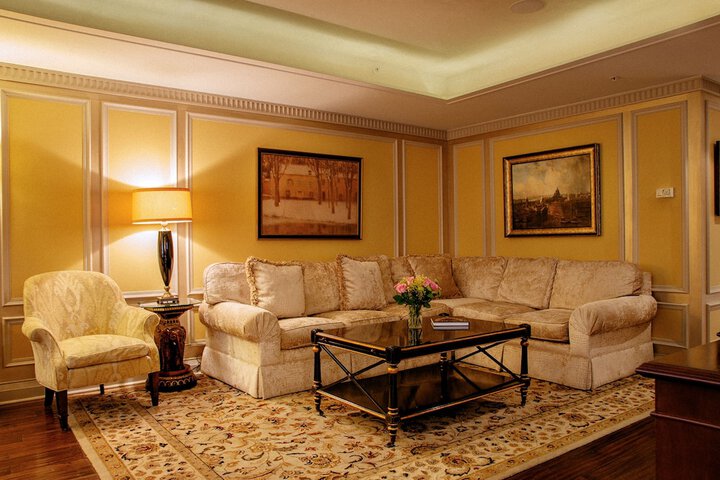 Room 5 of 61