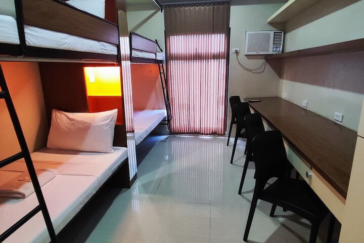 Room 12 of 24