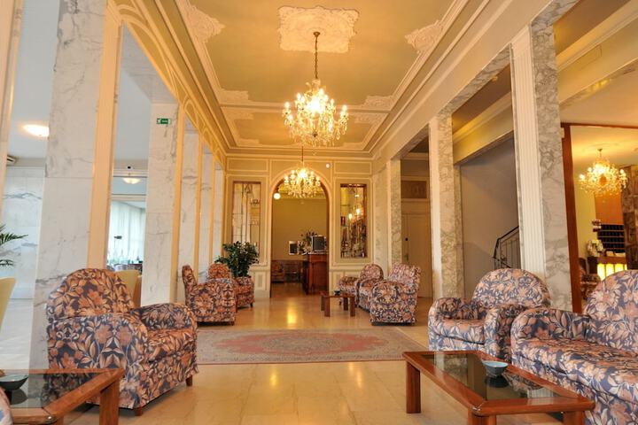 Hotel Interior 4 of 42