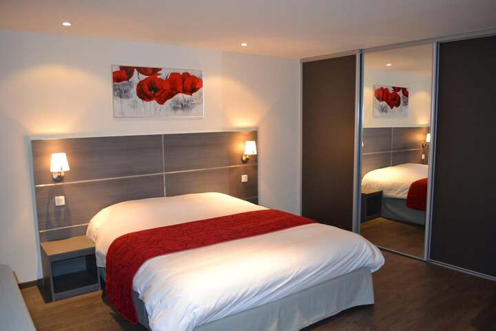 Room 16 of 52