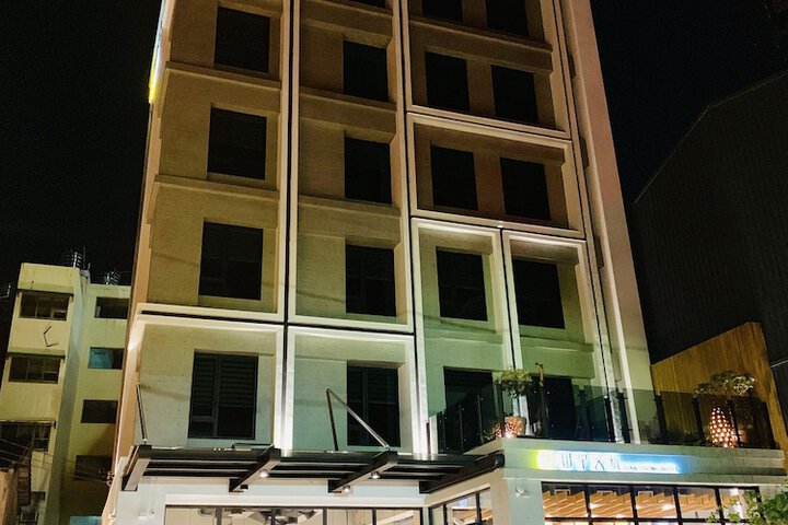 Hotel 64 of 66