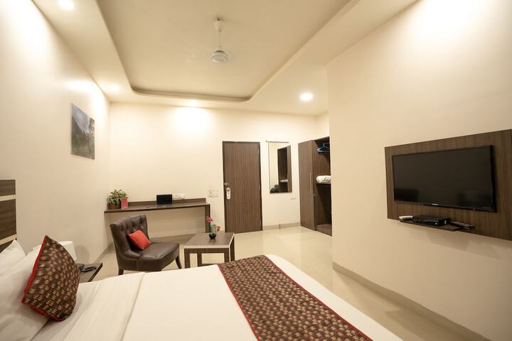 Room 7 of 23
