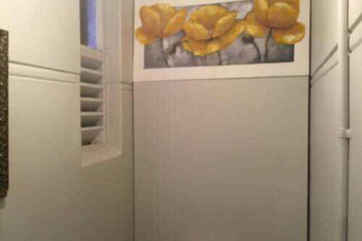 Room 70 of 180