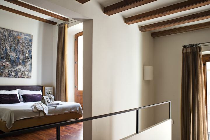 Room 7 of 74