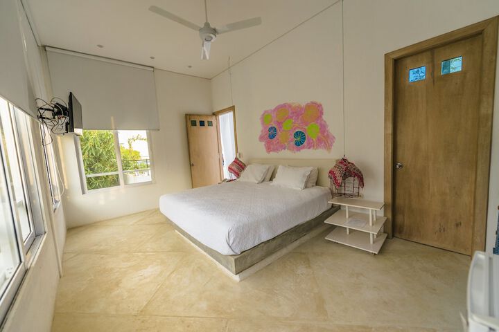 Room 8 of 64