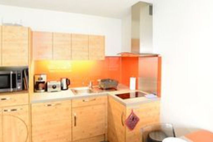 Room 10 of 11