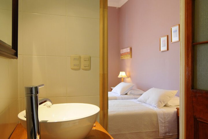 Room 19 of 38