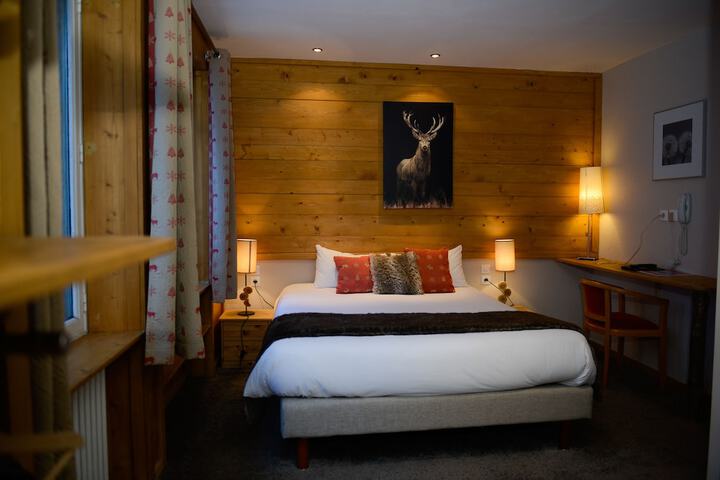 Room 21 of 83
