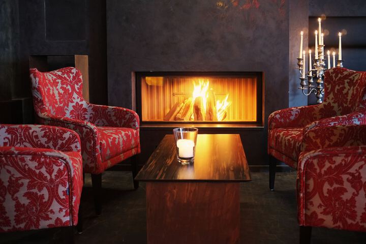 Lounge 41 of 51