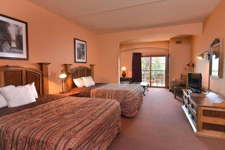 Room 10 of 20