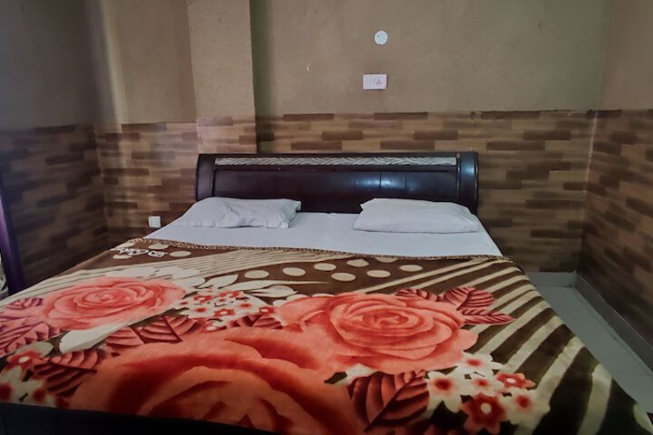 Room 26 of 69