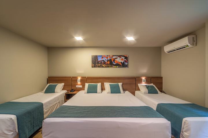 Room 14 of 42