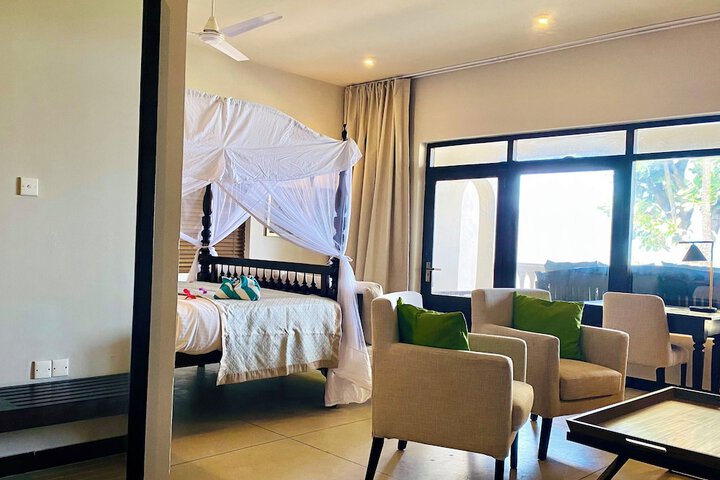 Room 63 of 221