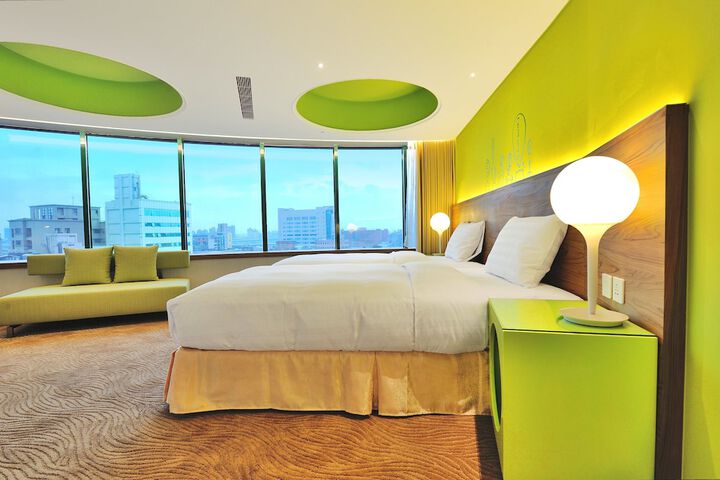 Room 64 of 171