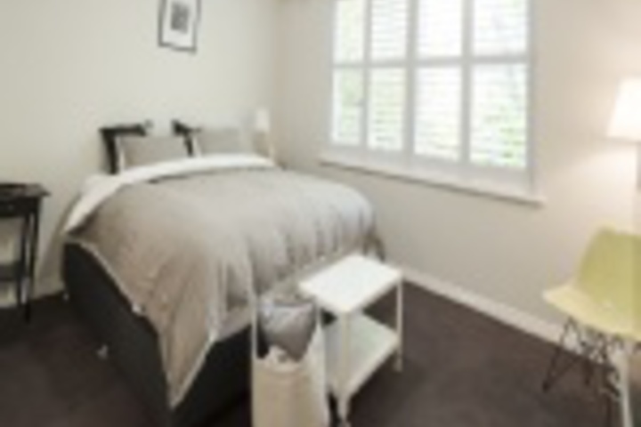 Room 73 of 192