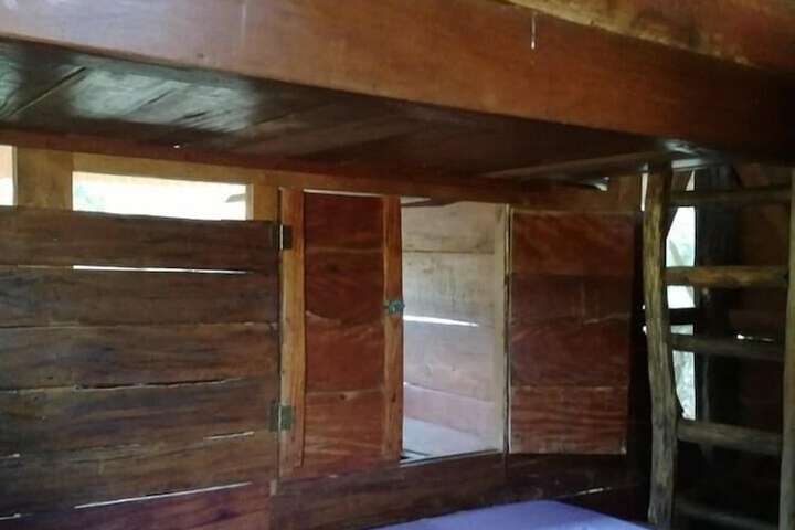 Room 6 of 15