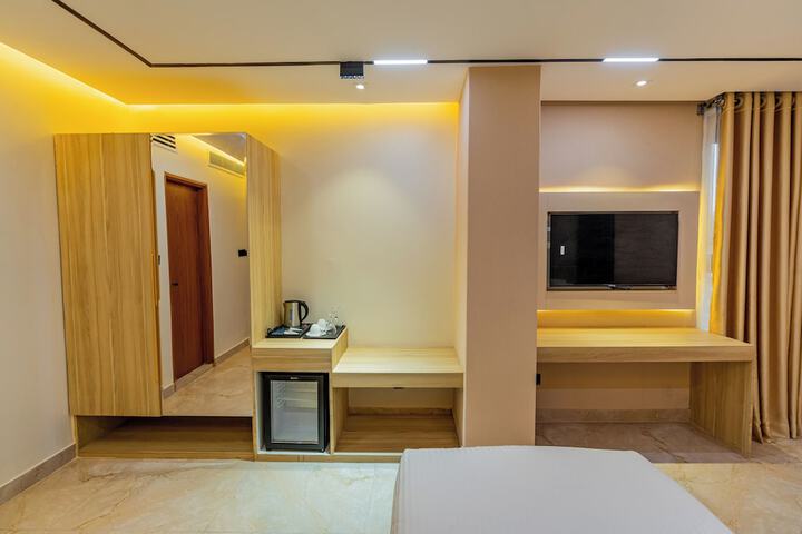 Room 17 of 71