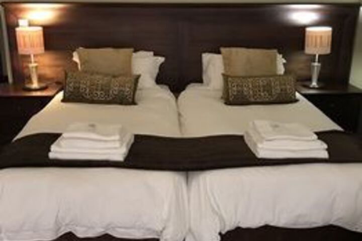 Room 13 of 21