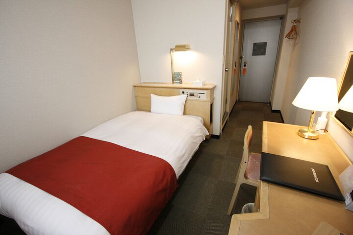 Room 11 of 45