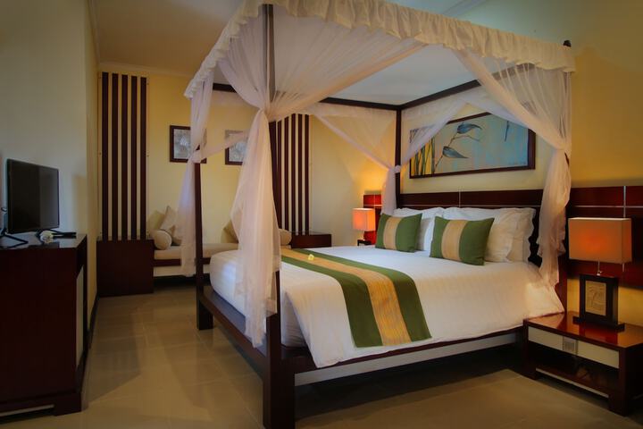 Room 8 of 41