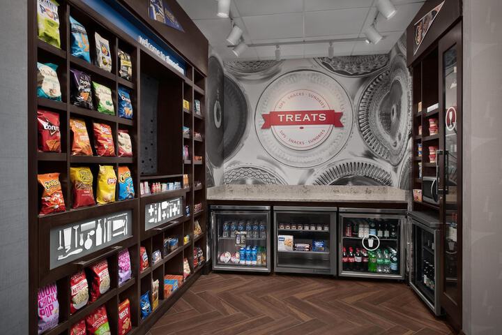 Snack bar