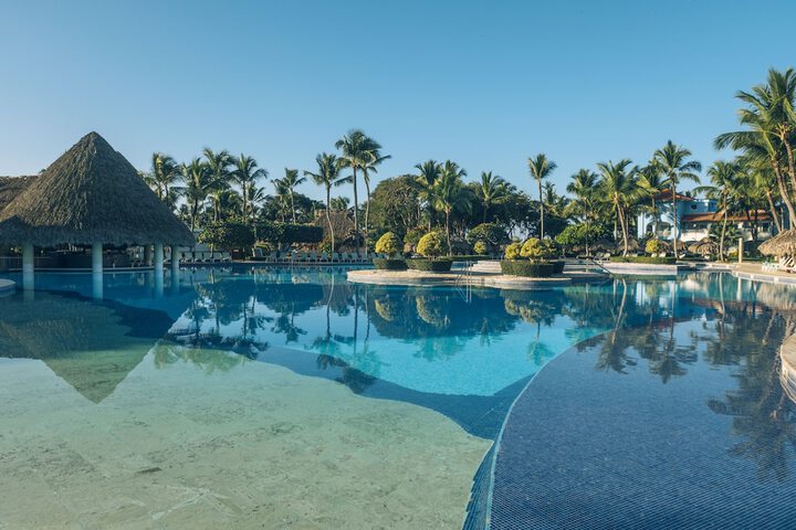 Pool 44 of 131
