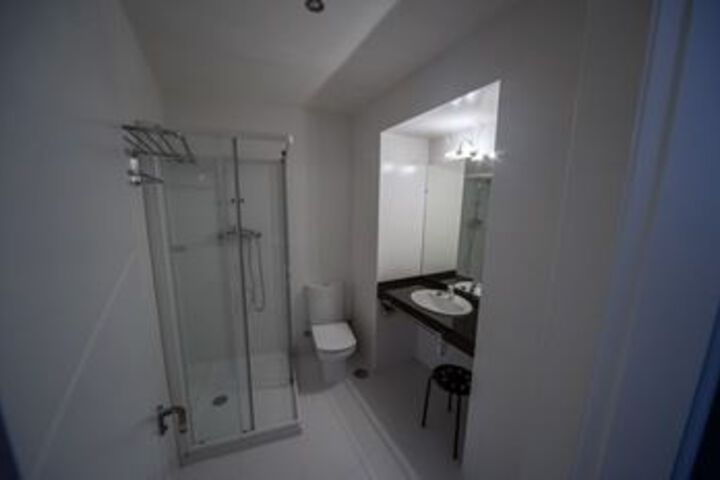 Room 10 of 88