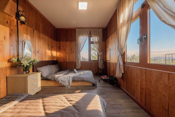Room 9 of 53