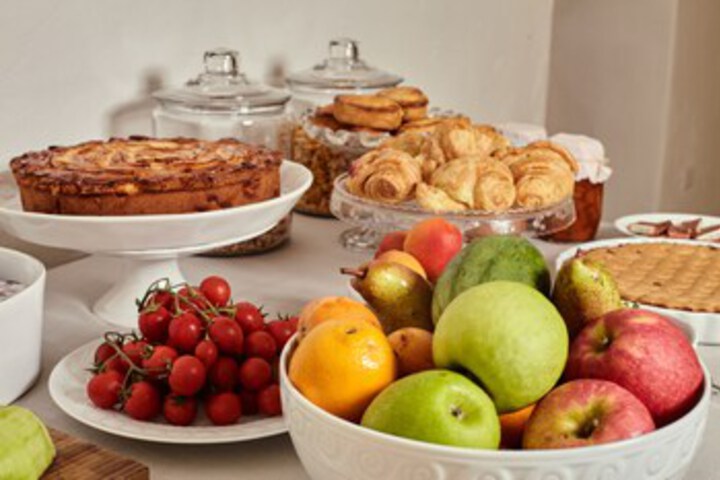 Breakfast/Coffee Service 3 of 25