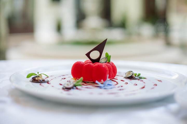 Dining 54 of 73