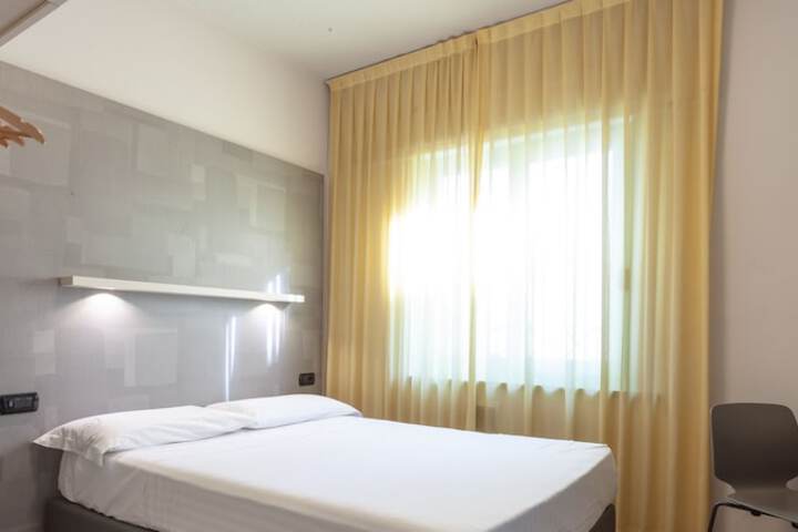 Room 27 of 56