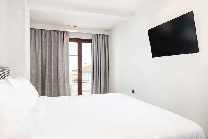 Room 18 of 50