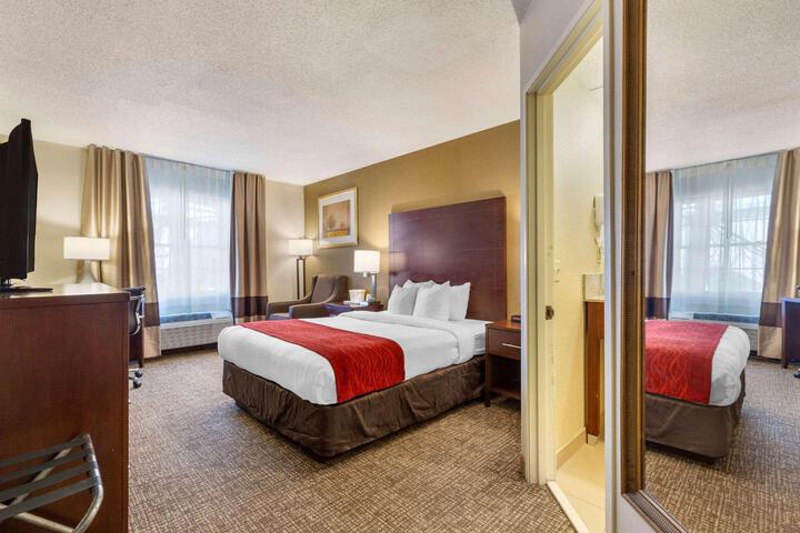 2 Double Beds (2 of 2)