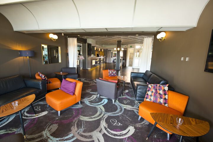 Lobby Entry