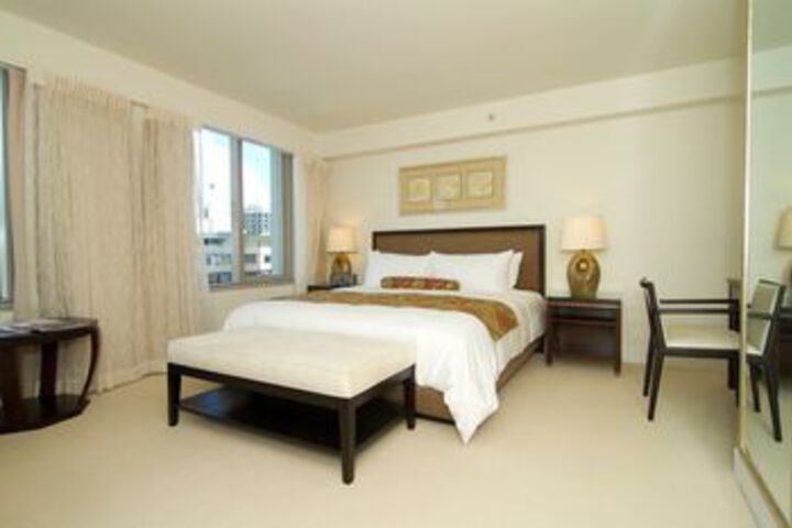 Room 68 of 232