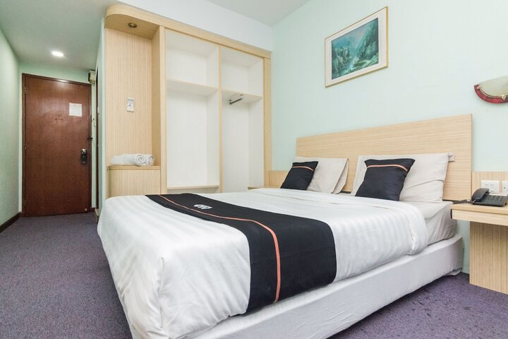 Room 14 of 50