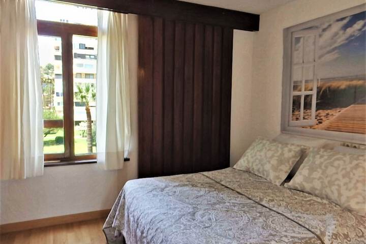 Room 10 of 85