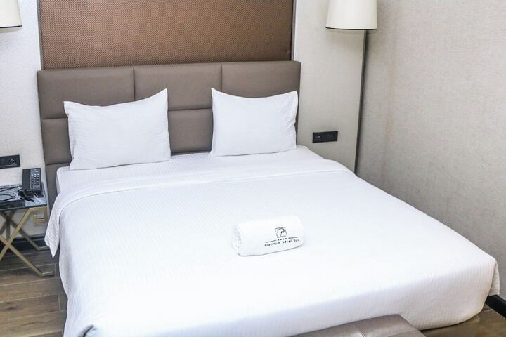 Room 2 of 26