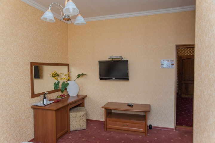 Room 7 of 55