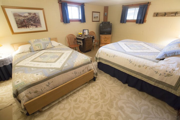 Room 2 of 52