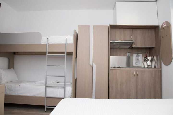 Room 14 of 52