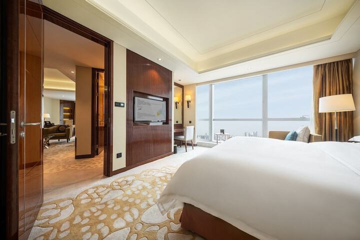 Room 17 of 57