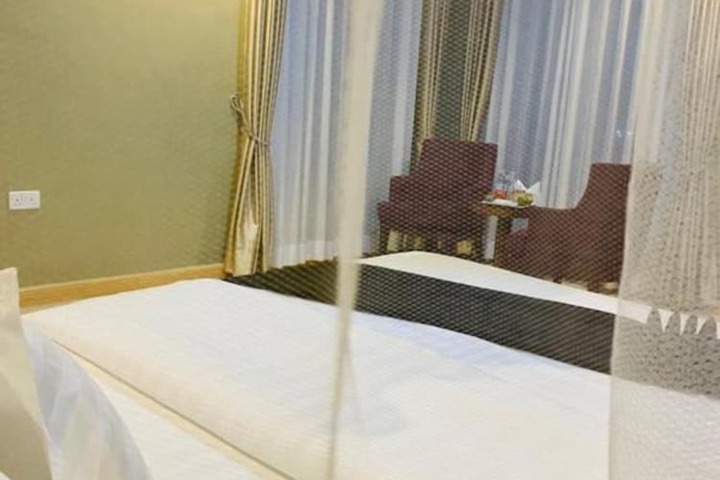 Room 21 of 30
